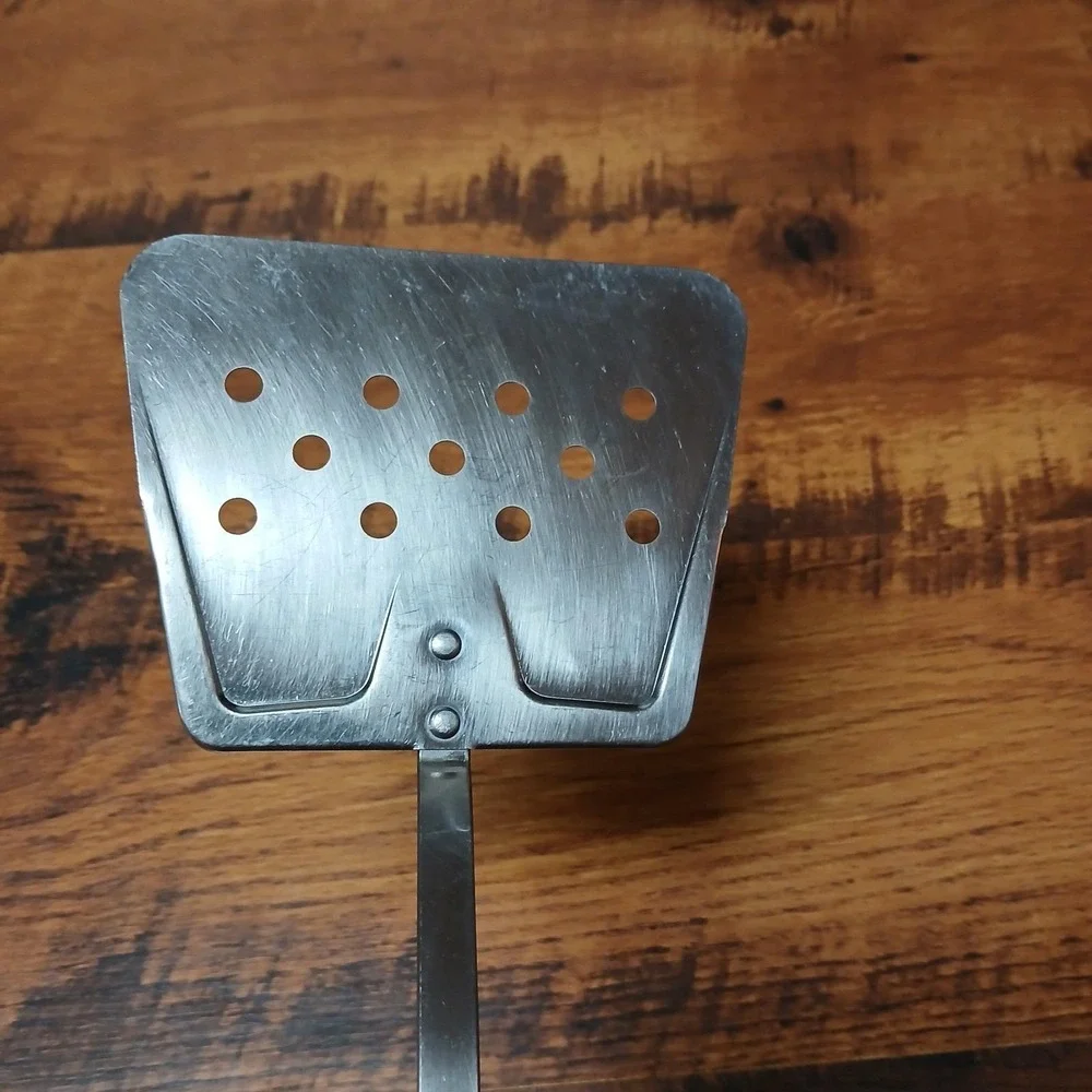 Vintage Ekco Wide Slotted Large‎ Spatula Flipper Meat Chicken Lifter Chrome Wood